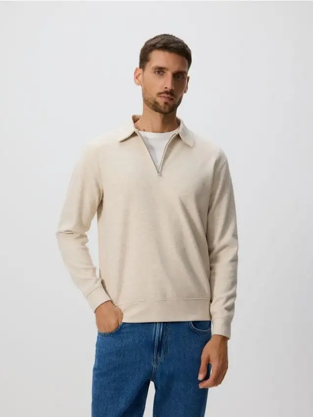 Felpa con collo Colore panna