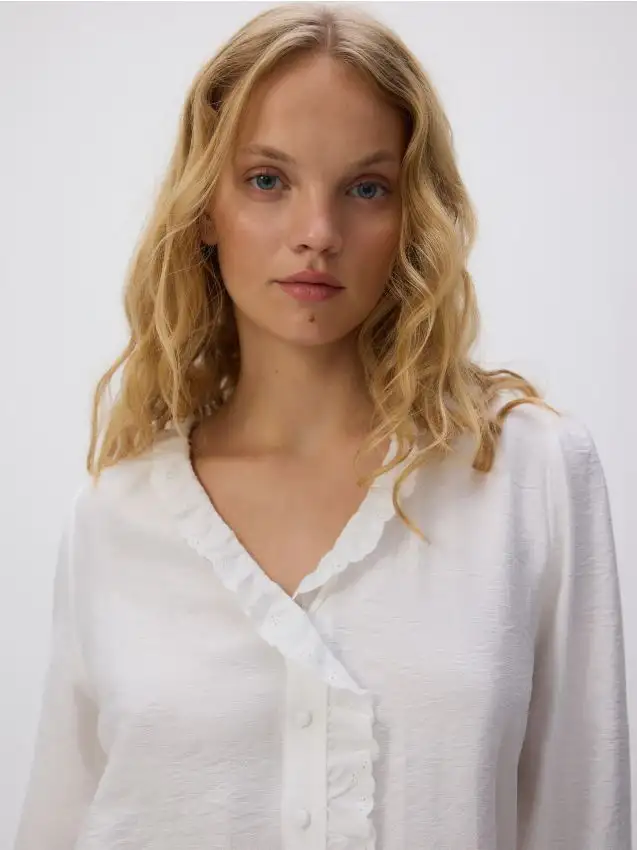 LADIES` BLOUSE Colore bianco