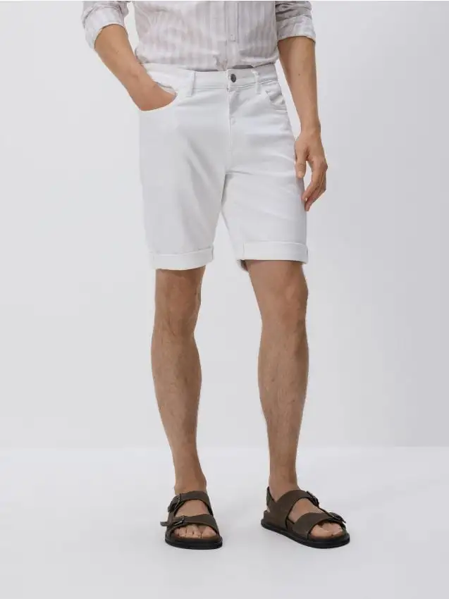 Pantaloncini denim slim fit Colore bianco
