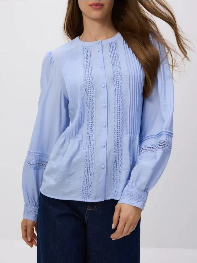 Blusa in viscosa con cannoncino Colore blu pallido
