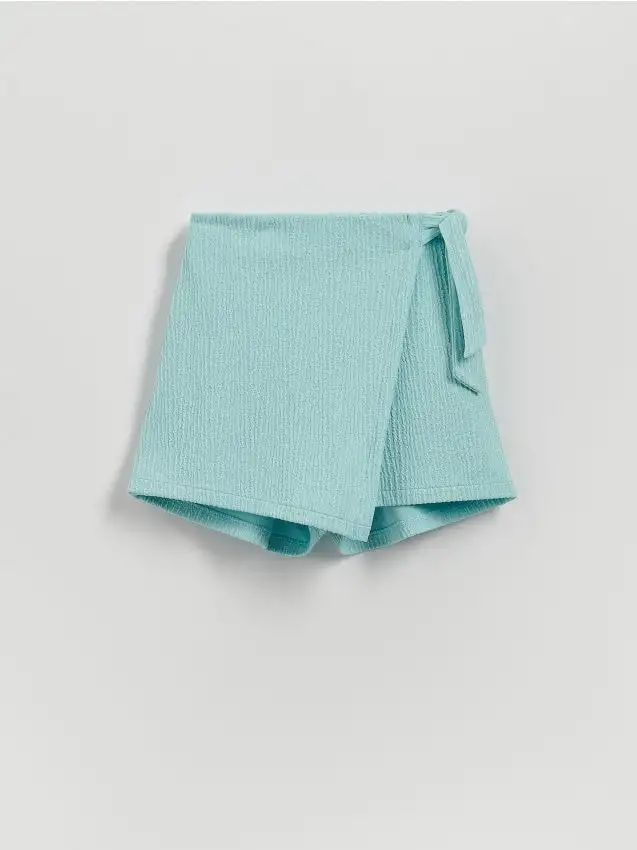 GIRLS` SHORTS Colore turchese pallido
