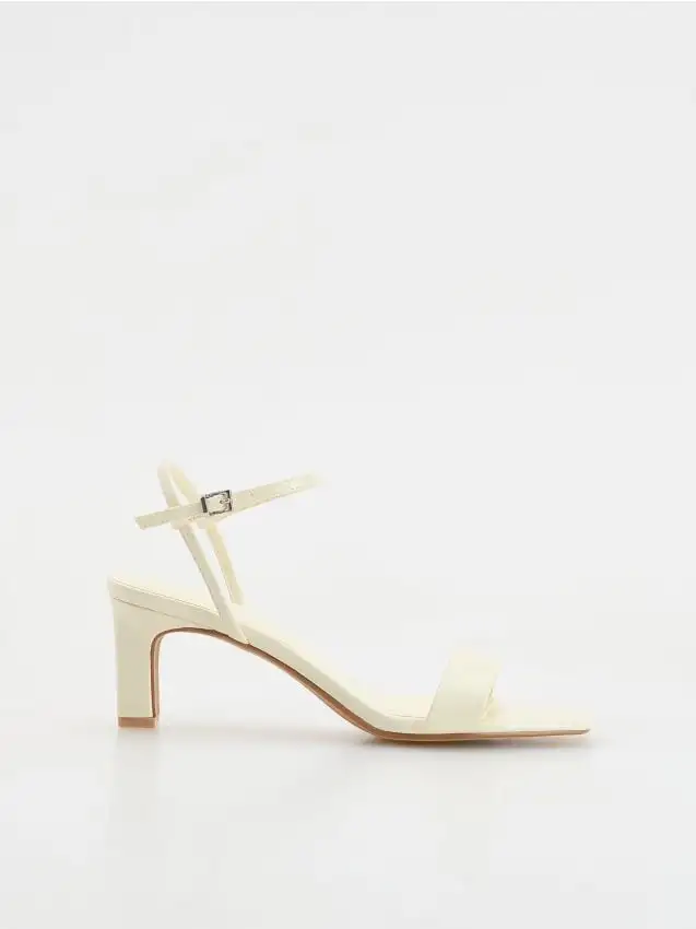 Sandali con tacco alto Colore bianco