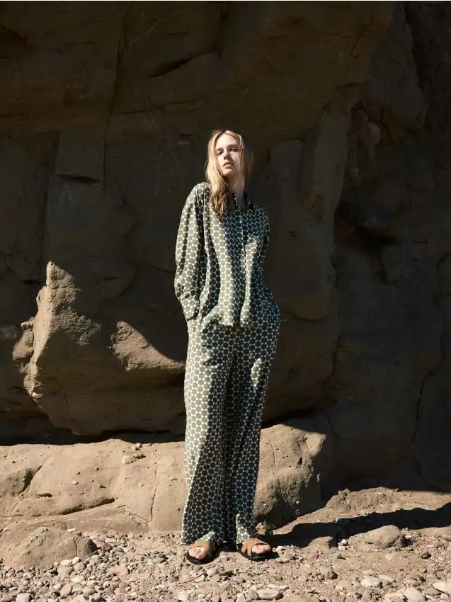 Camicia fantasia in viscosa Colore verde scuro