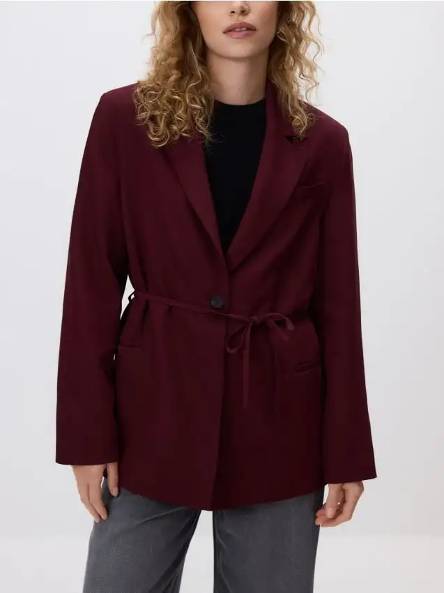 Blazer con allacciatura Colore bordeaux