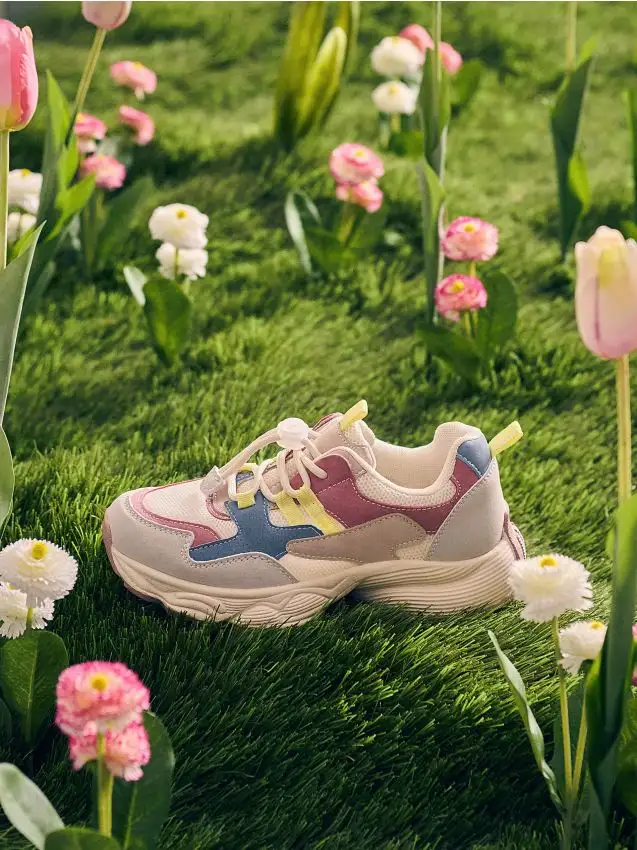 Sneakers leggere Colore beige