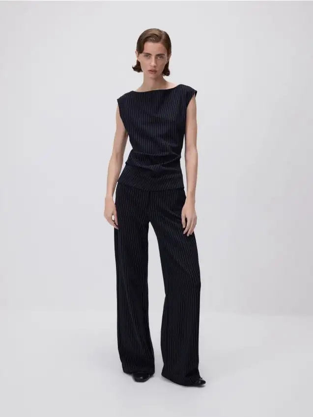 Pantaloni a righe Colore blu scuro