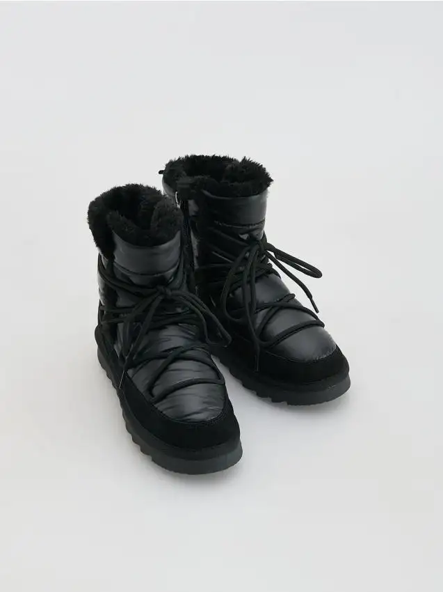 Stivaletti da neve isolanti allacciati Colore nero