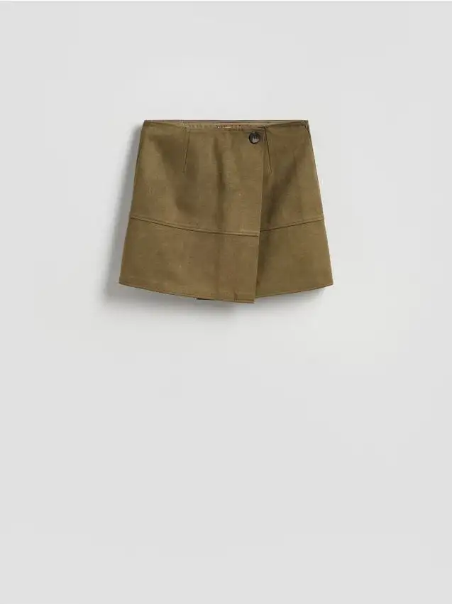 Minigonna effetto scamosciato Colore verde polveroso