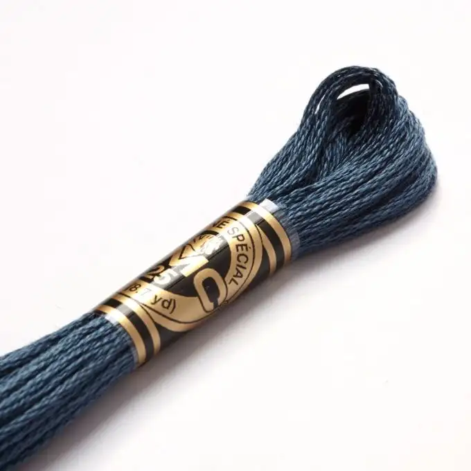 Filato mouliné per ricamo tonalità blu codice 930