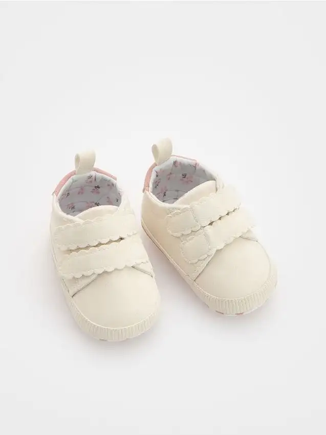 Sneakers in similpelle Colore panna