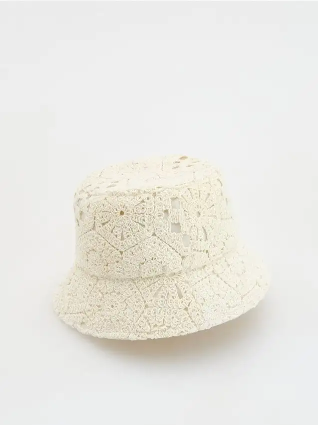 Cappello bucket traforato Colore nude