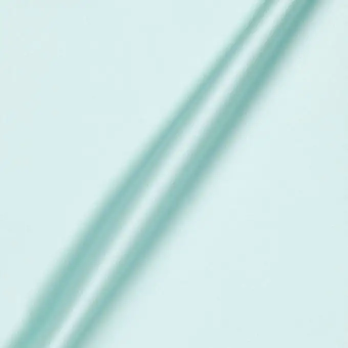 Tessuto in seta verde chiaro