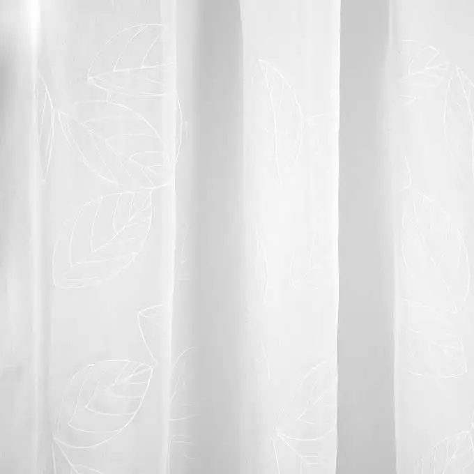 Tessuto velo bianco ricamato fiori