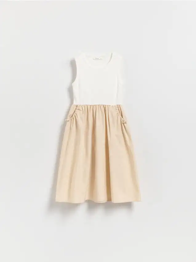 Abito in tessuto misto Colore beige