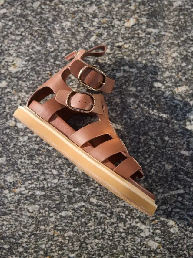 Sandali in pelle Colore beige