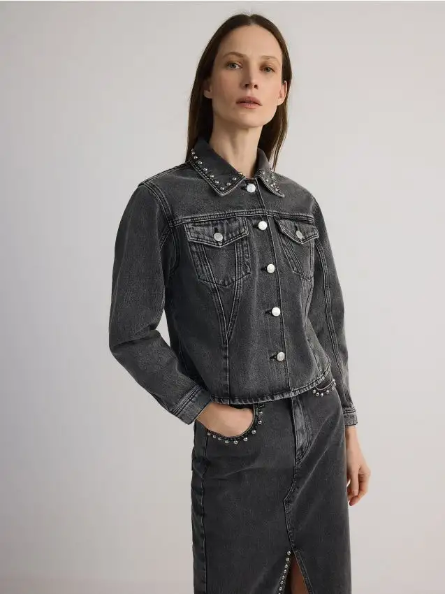 Giacca jeans con borchie Colore grigio