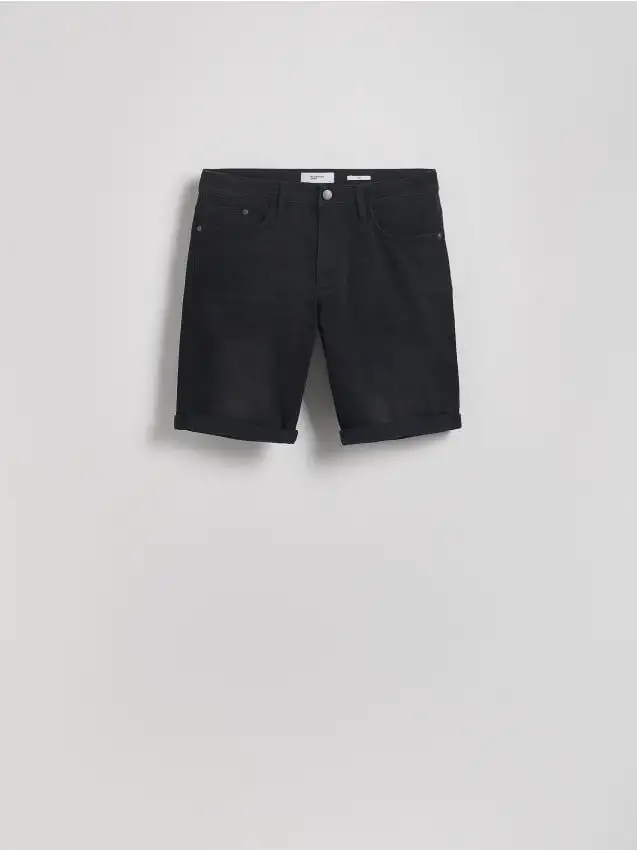 Shorts slim fit con pinces Colore nero