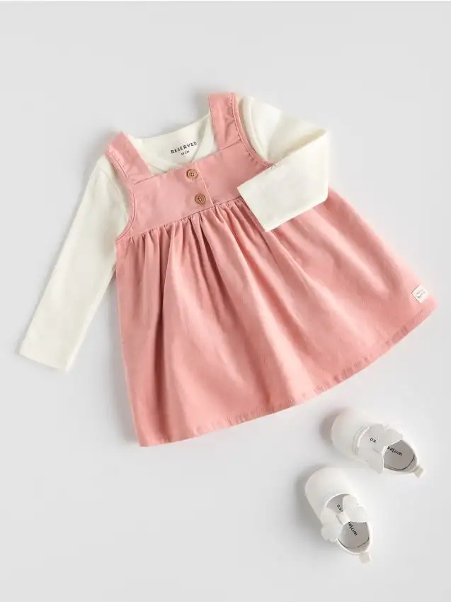 Vestito con spalline Colore rosa cipria