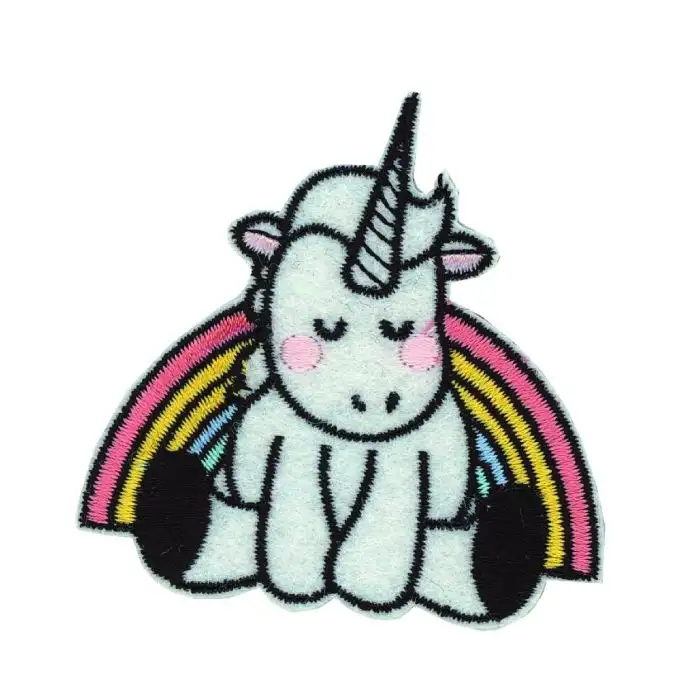 Scudetto unicorno arcobaleno