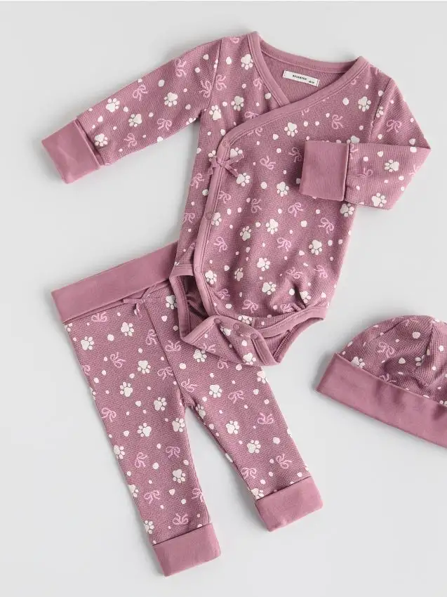 Set in cotone con cappello Colore malva