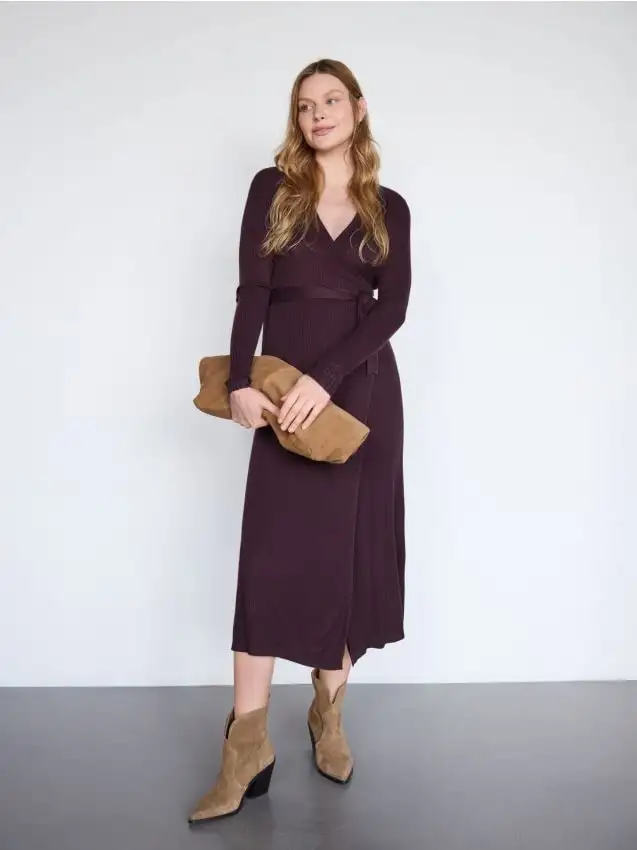 Abito in viscosa Colore marrone scuro