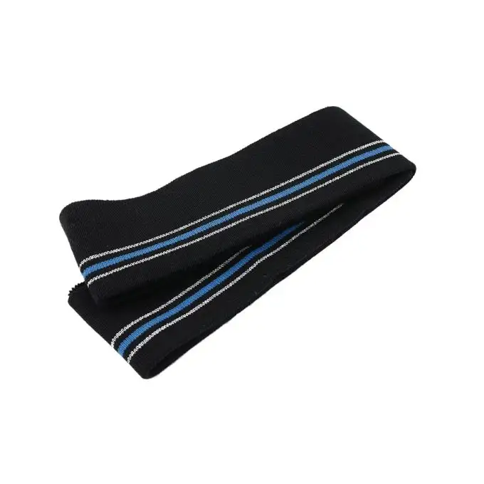 Bordo in maglia a costine nero con righe lurex oro