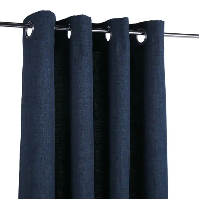 Tenda Linoso blu pronta per essere appesa