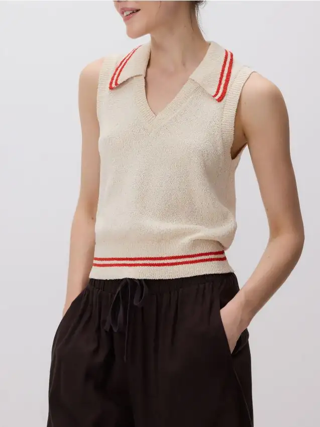 Gilet in maglia con colletto Colore nude