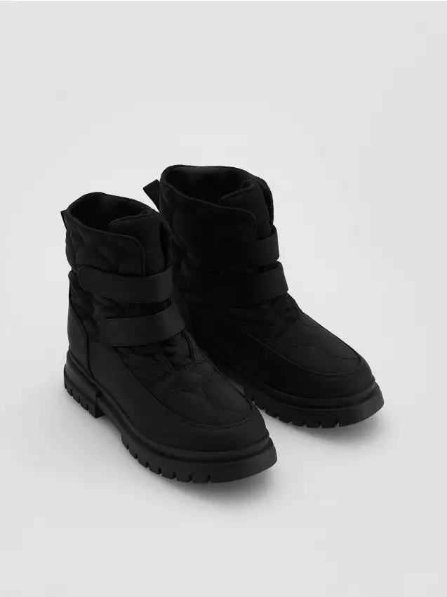 Stivali da neve con velcro Colore nero