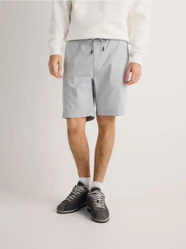 Pantaloncini jogger Colore grigio chiaro