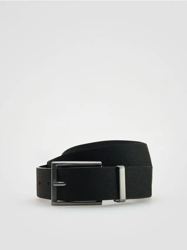 Cintura sottile con fibbia Colore nero