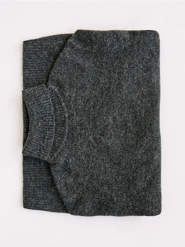 Maglione in lana misto merino Colore grigio scuro