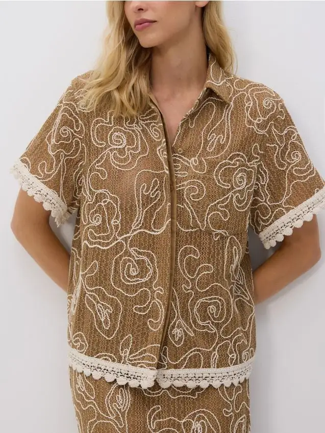 Camicia in tessuto strutturato Colore beige