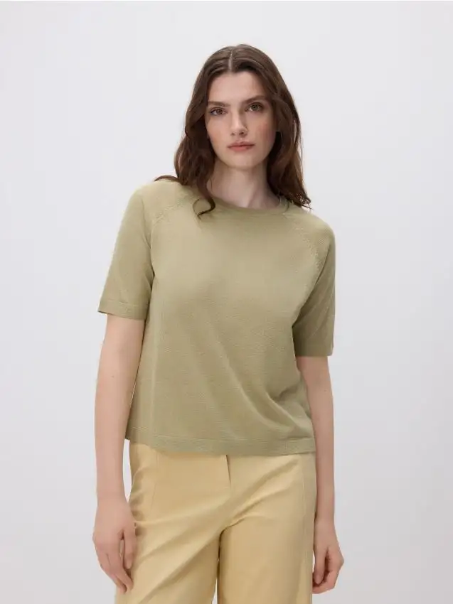 Camicetta in misto viscosa Colore verde oliva chiaro