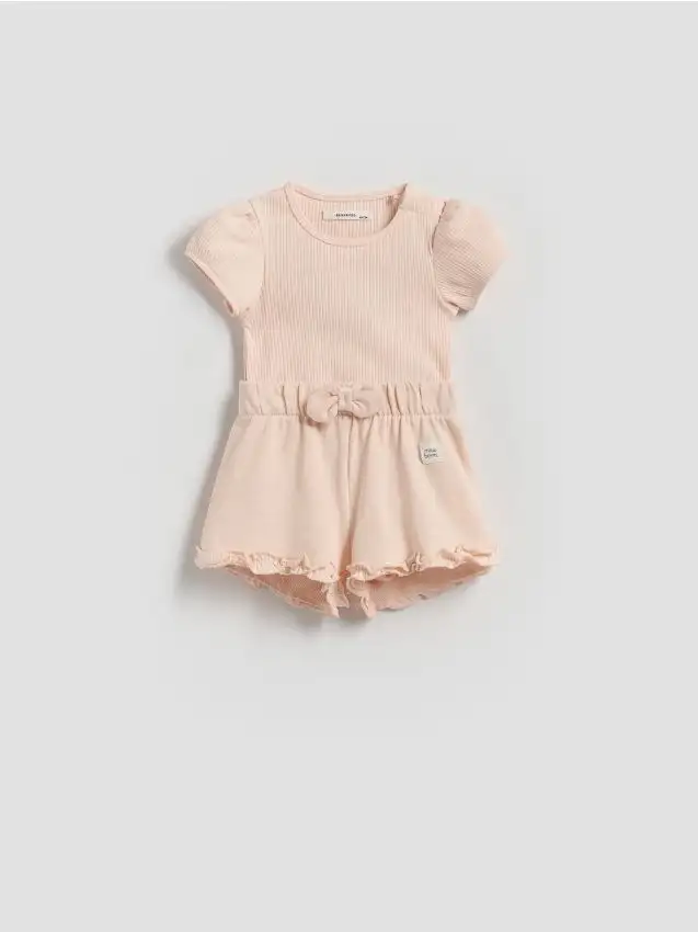 Completo in cotone con shorts Colore rosa pastello