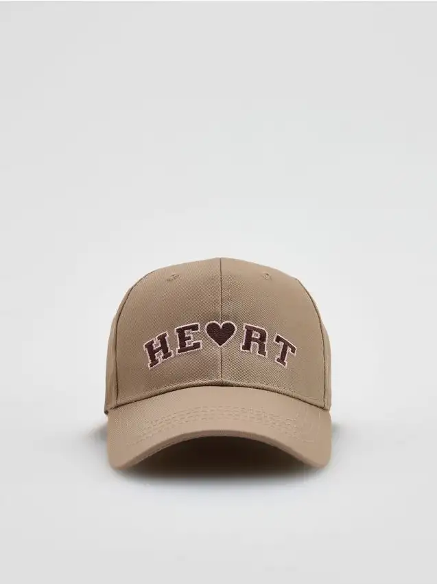 Cappello con visiera e ricamo Colore caffè