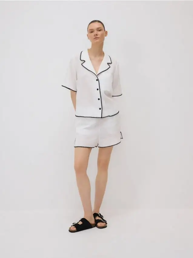 Pantaloncini in mussola Colore bianco