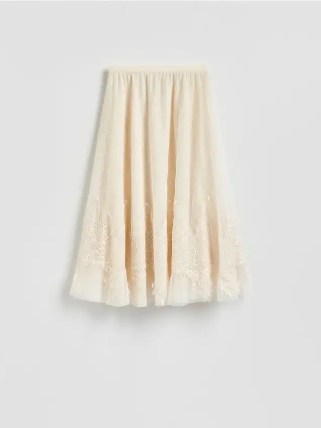 Gonna con applicazioni in pizzo Colore panna