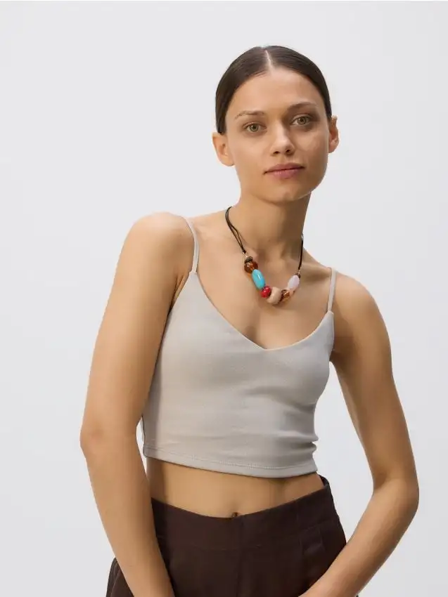 Crop top con spalline Colore grigio chiaro