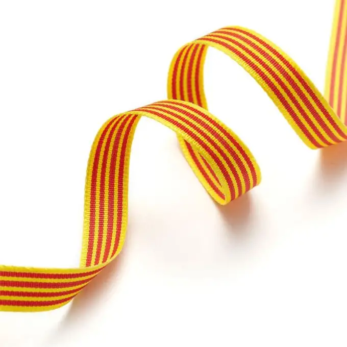 Nastro arancione e rosso a righe