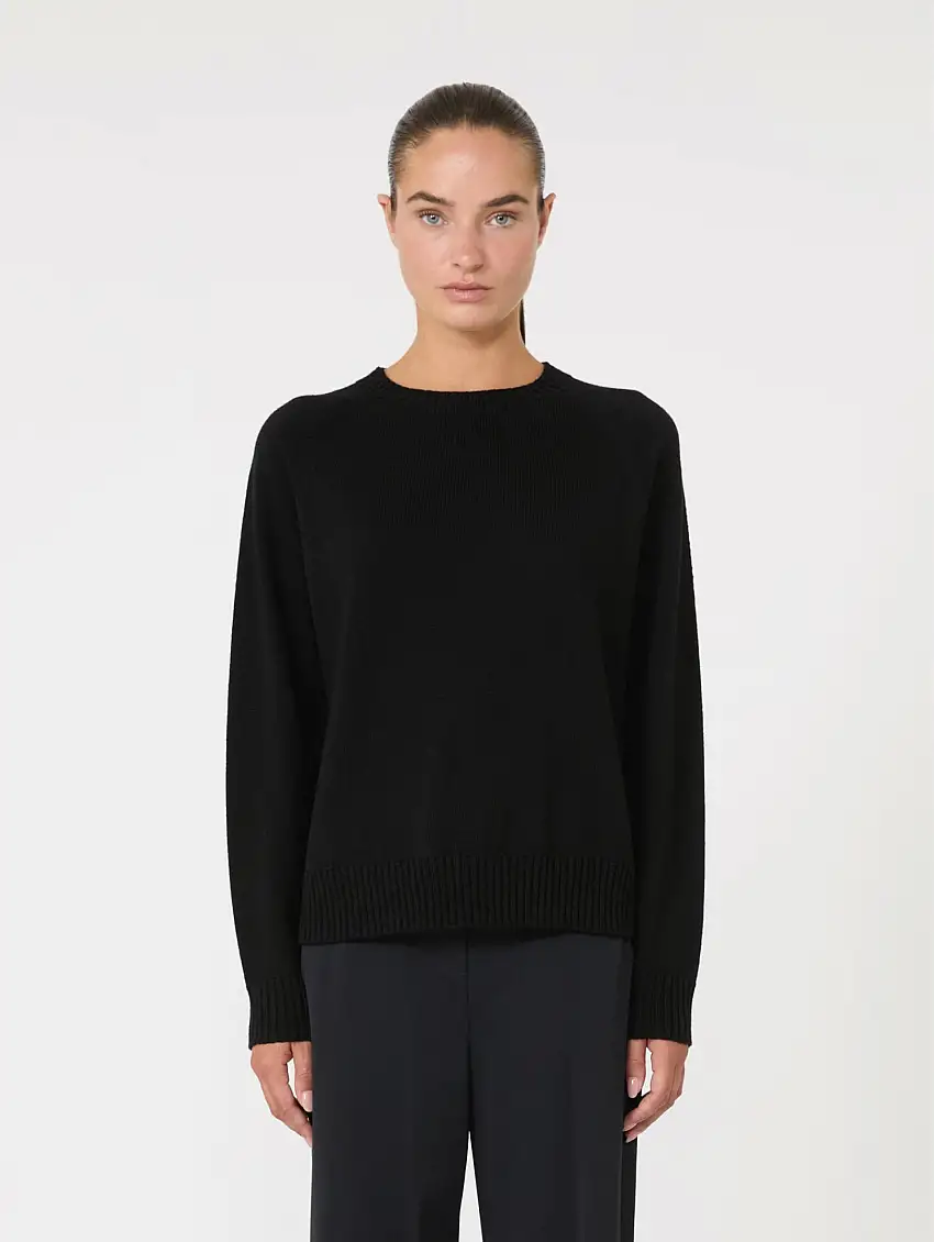 Maglia in Lana dal Volume Morbido Nero