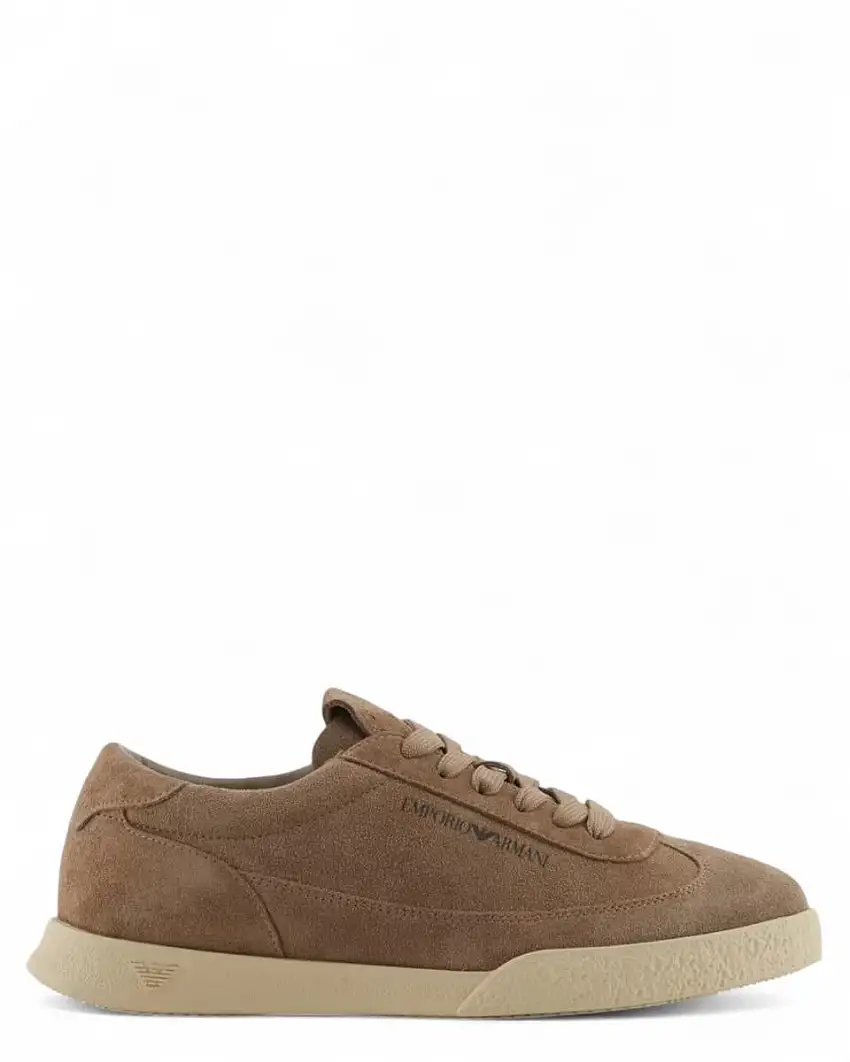 Sneakers Emporio Armani in suede | Iconiche e Made in Italy