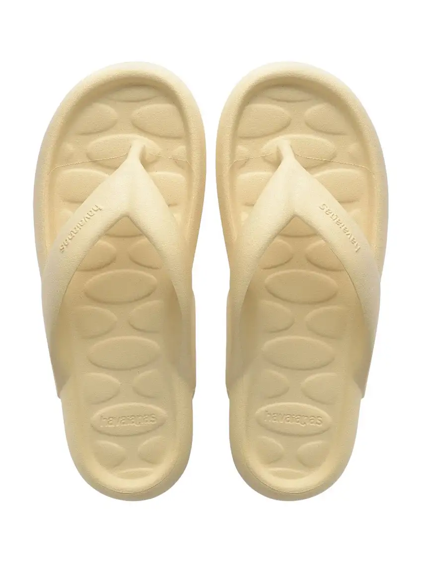 HAVAIANAS Women's Flip Flops Hav. Flip flop candy 4149964.9256 Beige