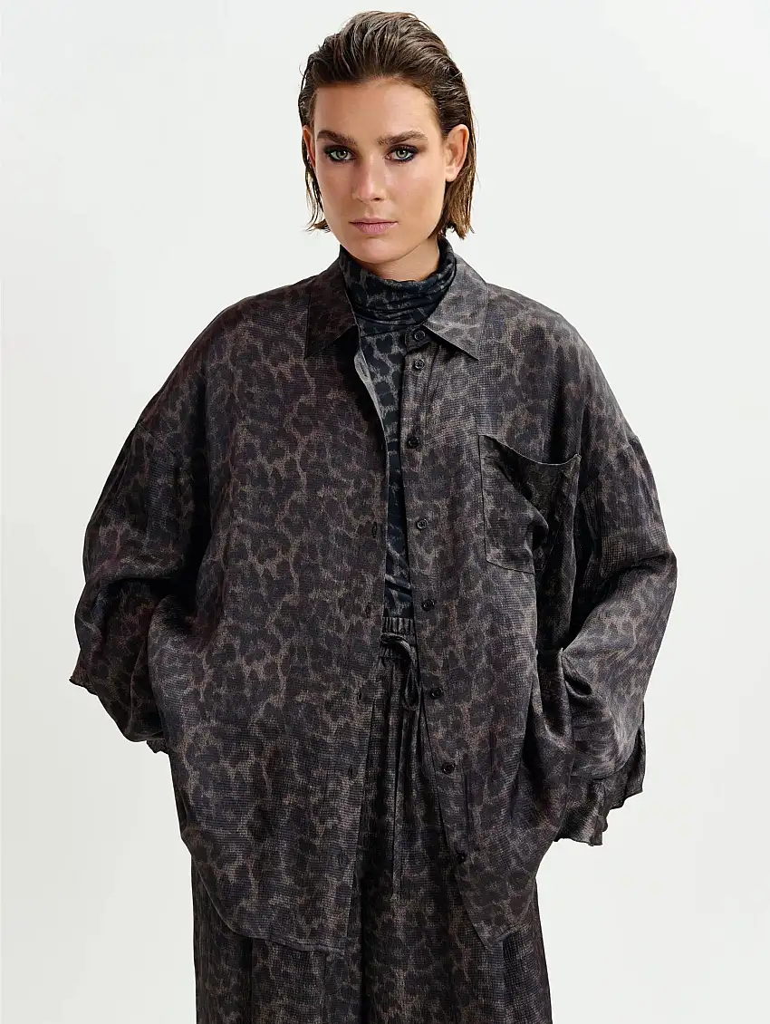 Camicia Oversize con Stampa Leopardo Nero/Marrone