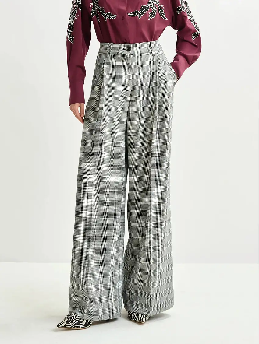 Pantaloni Ampi con Pieghe Stirate Quadrettato Grigio