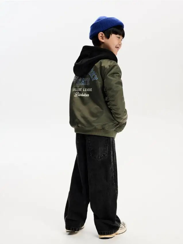 Giacca bomber oversize Colore verde oliva