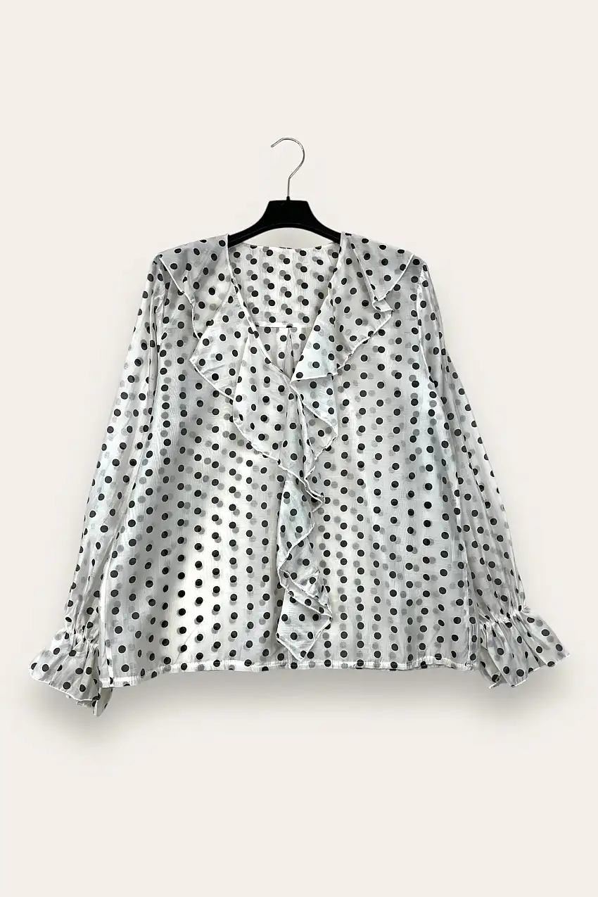 Camicia a pois con volant davanti