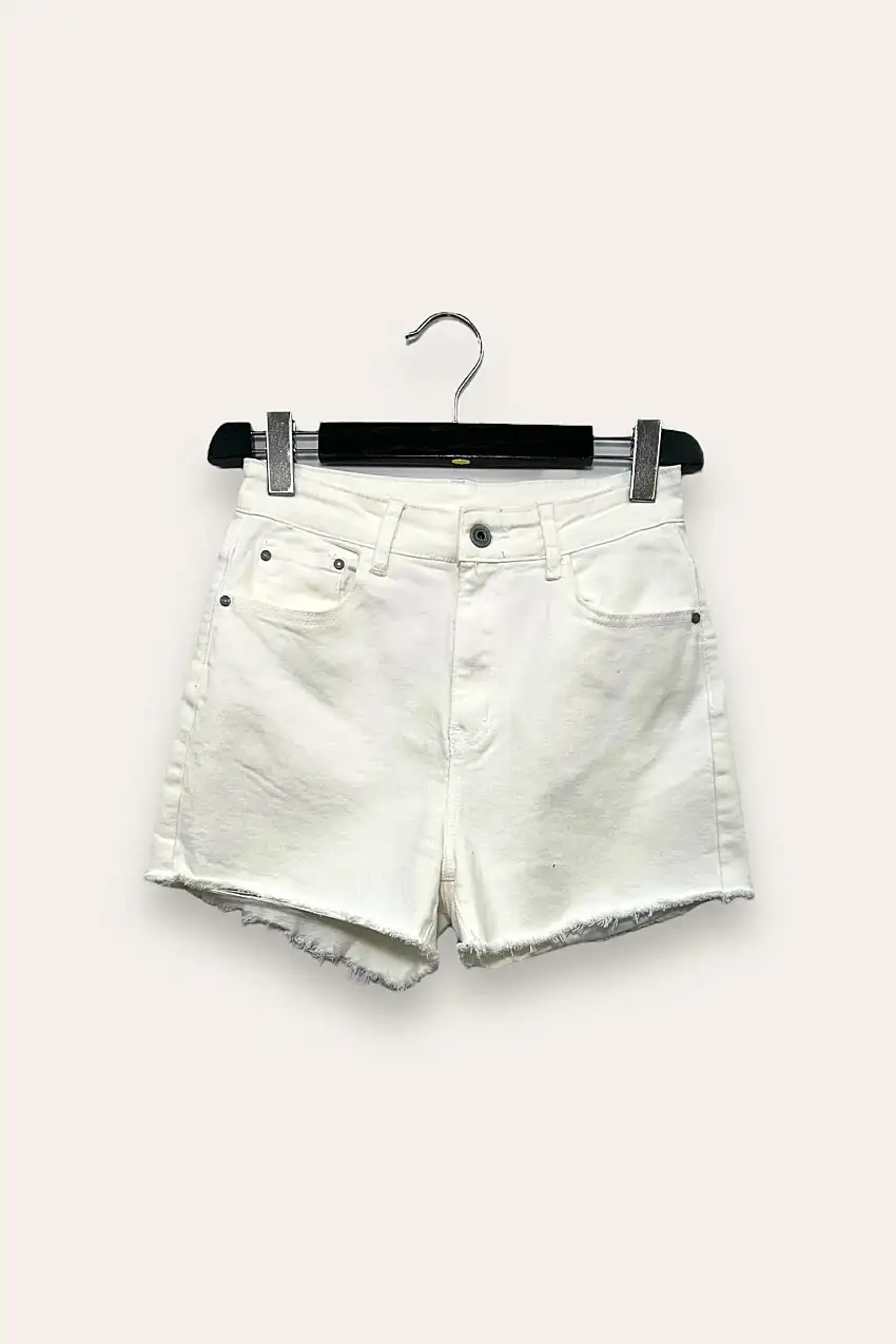 Shorts sfrangiato