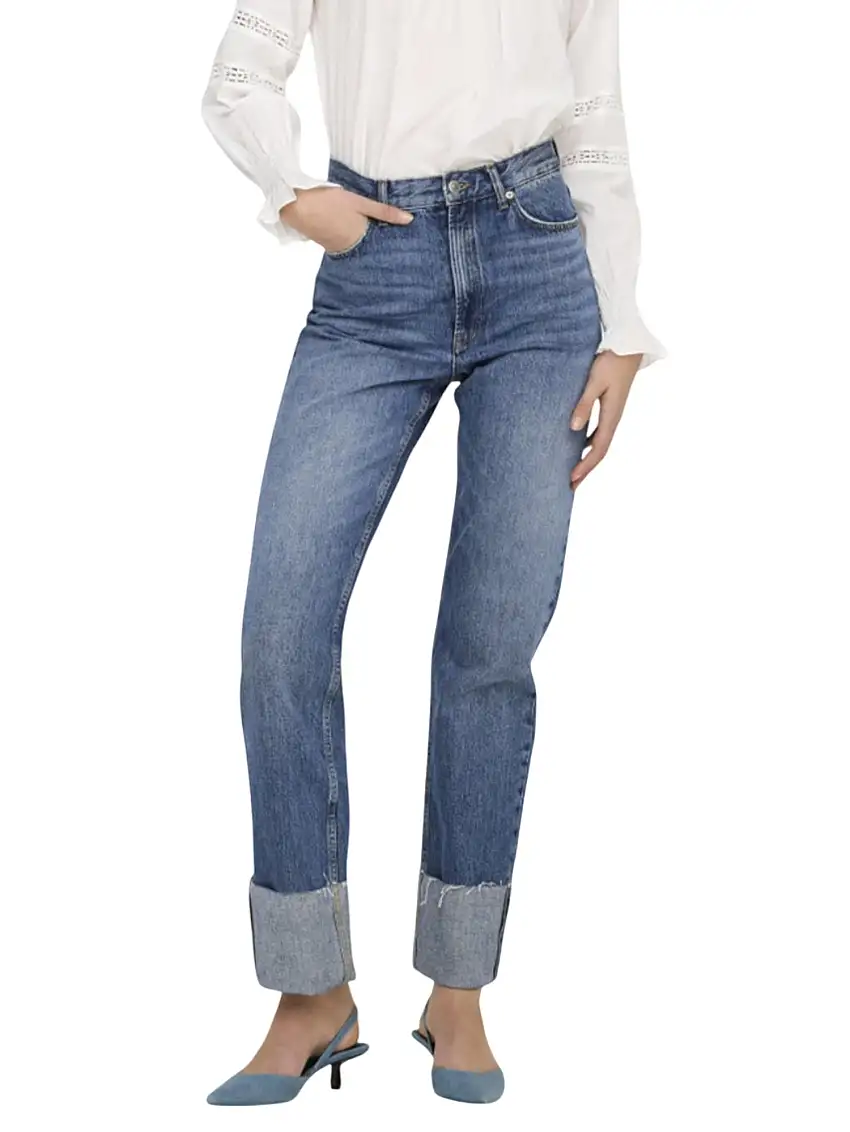 15338462/Medium Blue Denim