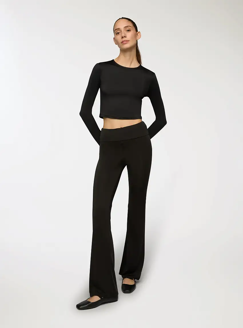 T-shirt elasticizzata crop Nero